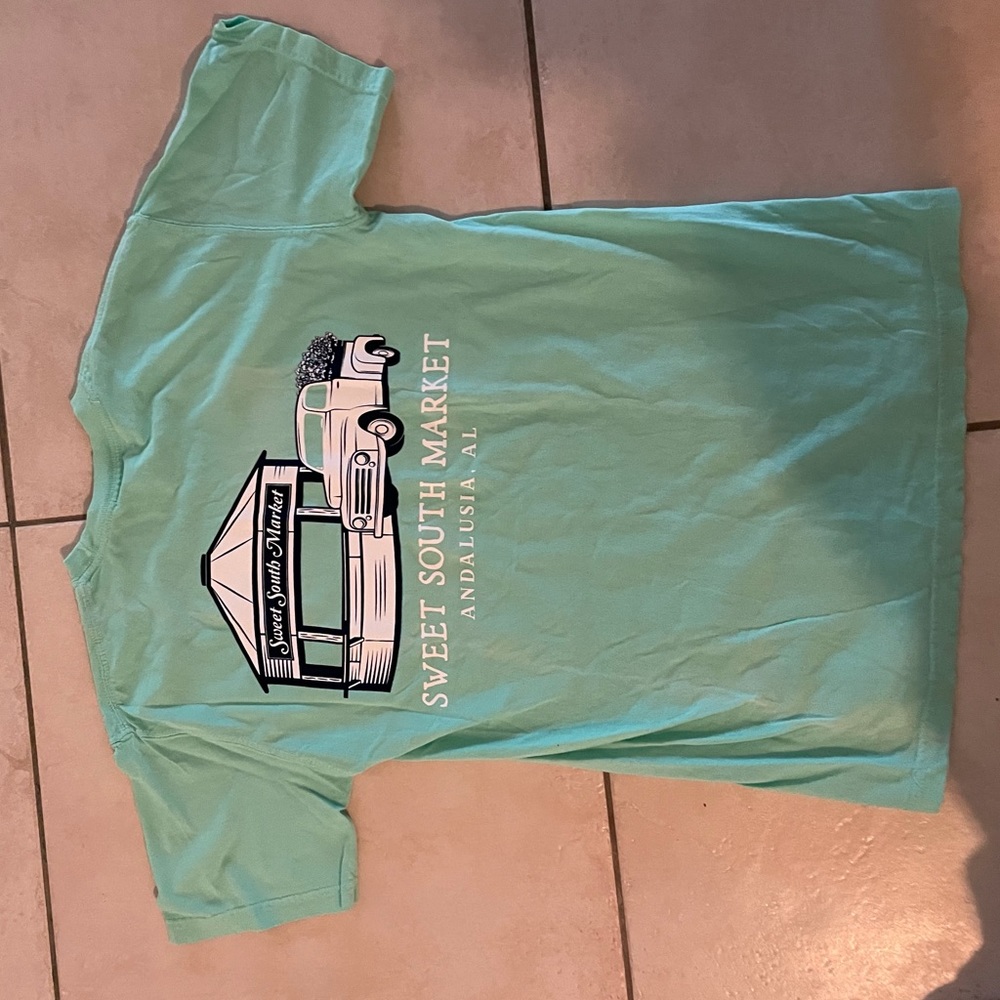 sweet south market t-shirt